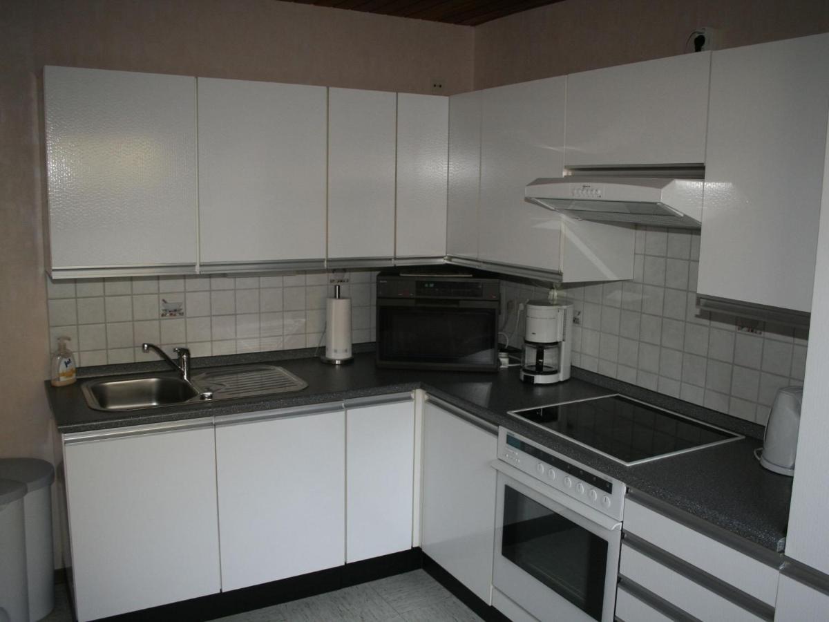 Apartment Near The Nurburgring With Terrace Hillesheim Bagian luar foto