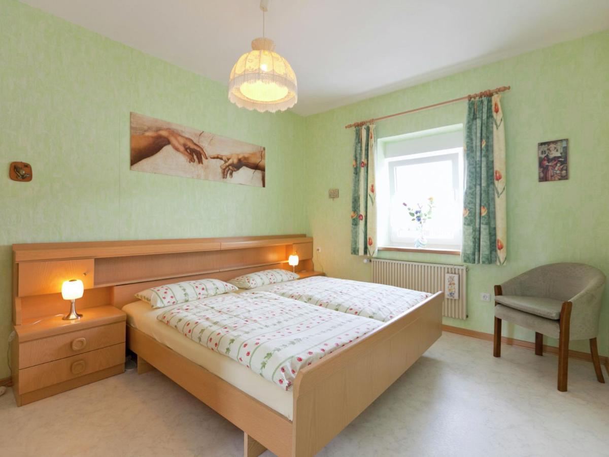 Apartment Near The Nurburgring With Terrace Hillesheim Bagian luar foto