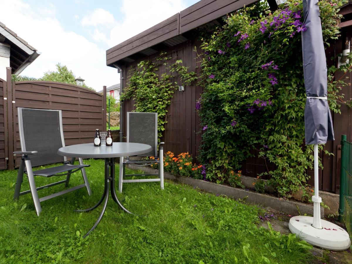 Apartment Near The Nurburgring With Terrace Hillesheim Bagian luar foto