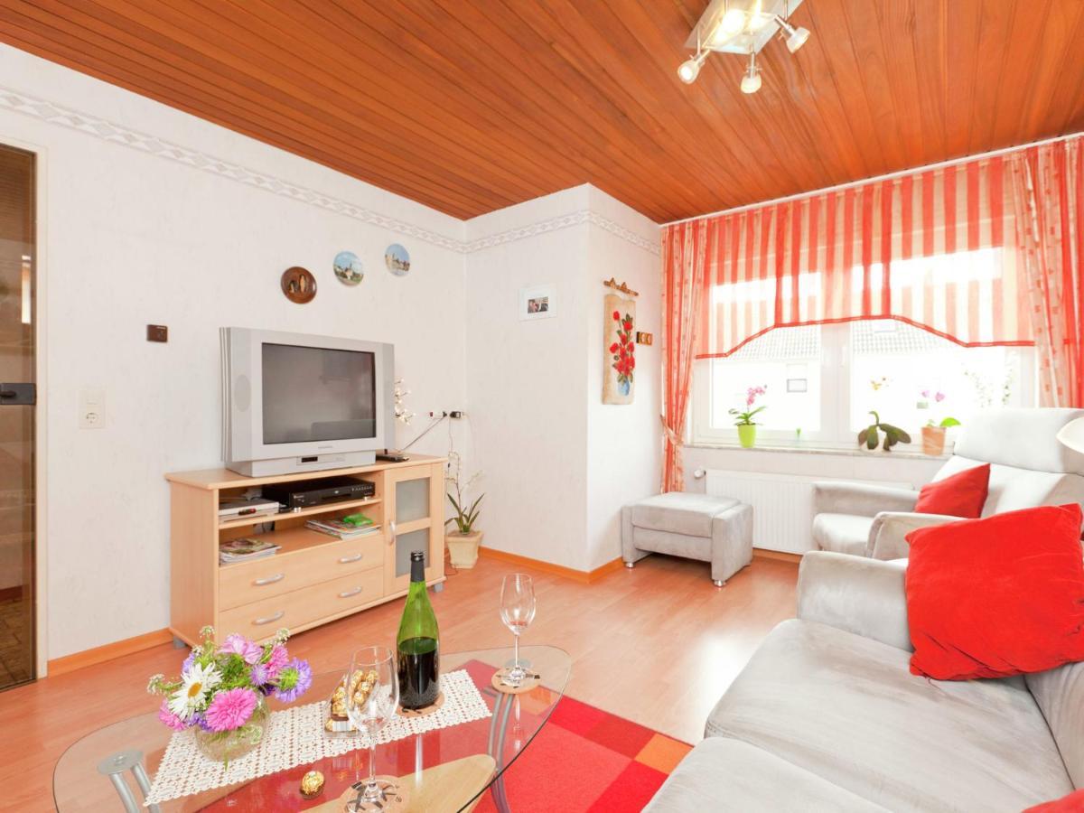 Apartment Near The Nurburgring With Terrace Hillesheim Bagian luar foto