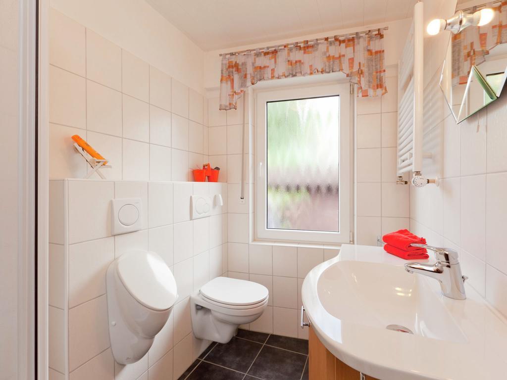 Apartment Near The Nurburgring With Terrace Hillesheim Bagian luar foto